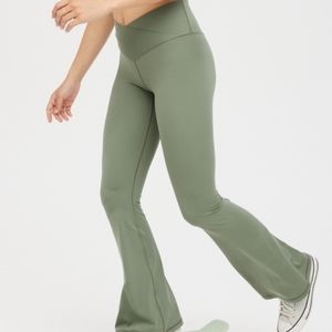 Aerie Crossover Flarea